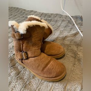 WOMEN BOOTS 🥾| LIKE NEW/SIZE:7US
